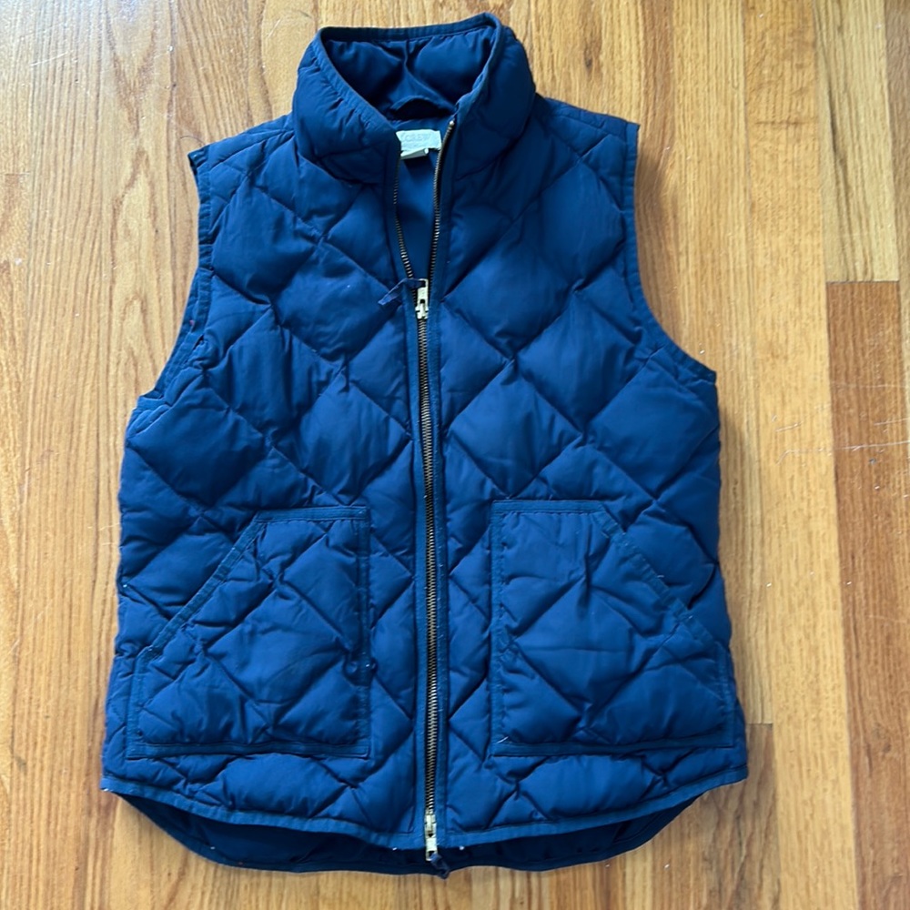 J. Crew navy quilted vest. Size small.